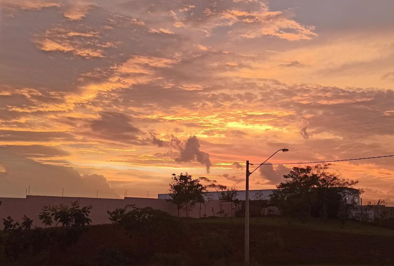Lindo Apartamento 2 Quartos Em Condominio A 10 Minutos De Holambra Jaguariúna Dış mekan fotoğraf
